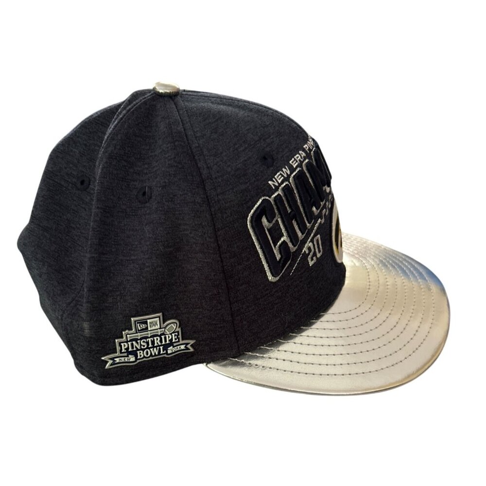 New Era Pinstripe Bowl Gray & Silver Champions 2017 Commemorative Fitted Cap - Picture 4 of 7